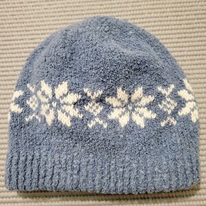 Blue and white snowflake knit hat winter beanie with a hint of sparkle woven in
